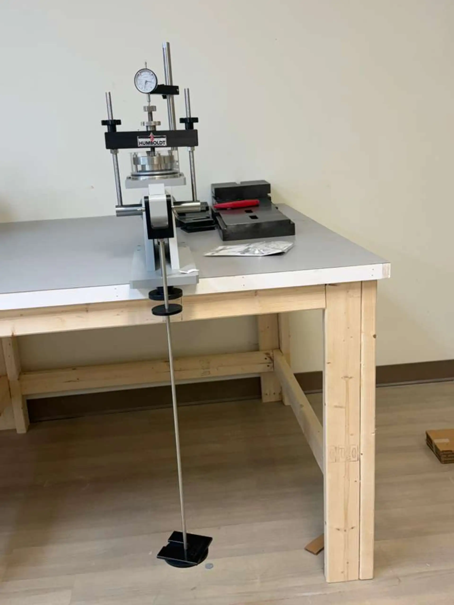 Lab photo 12